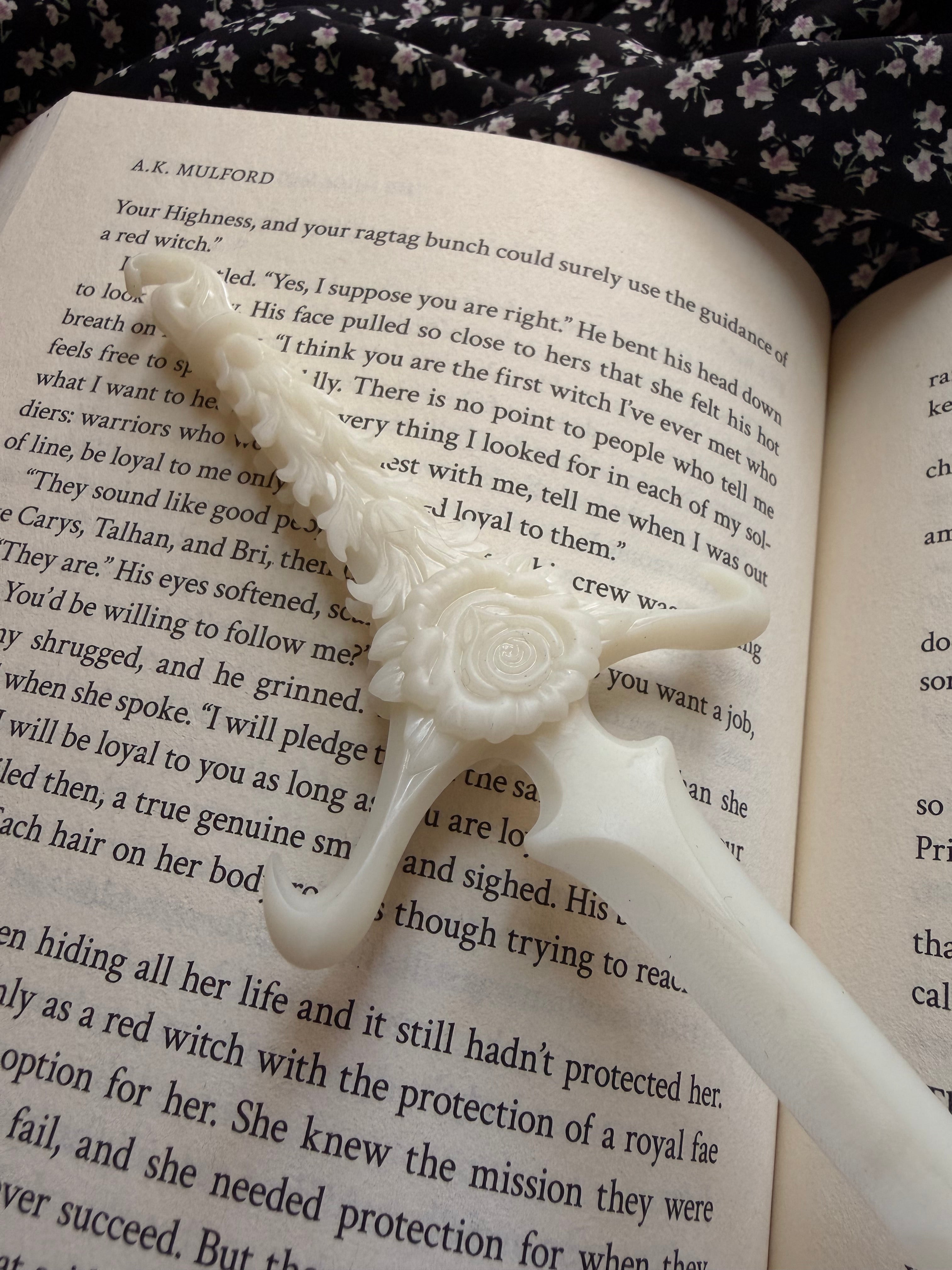 Moonlit Rose Blade | Fae Relic Decor